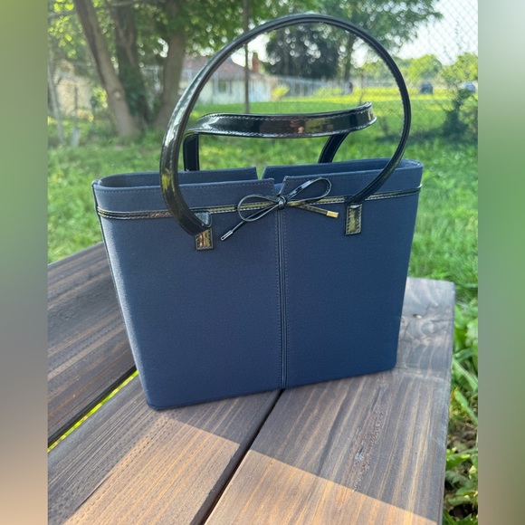 Stuart Weitzman Handbags - Stuart Weitzman Handbag